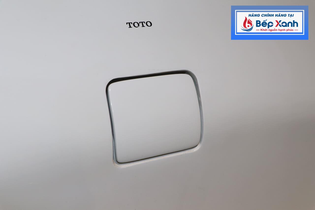 Nút nhấn để rút nước bồn tắm