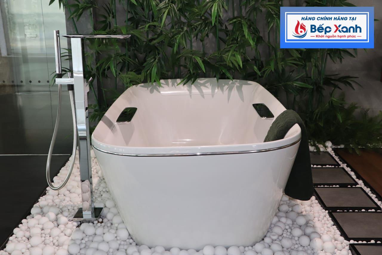 Bồn tắm GALALATO cao cấp TOTO PJY1886HPWMNE với vòi xả TBP02303A/TBN01105B