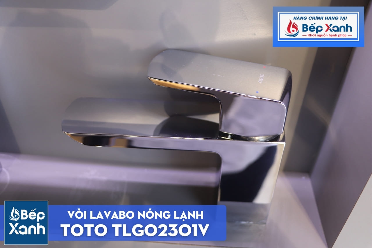 Tay gạt có ký hiệu chấm đỏ-xanh để phân biệt nguồn nước nóng-lạnh