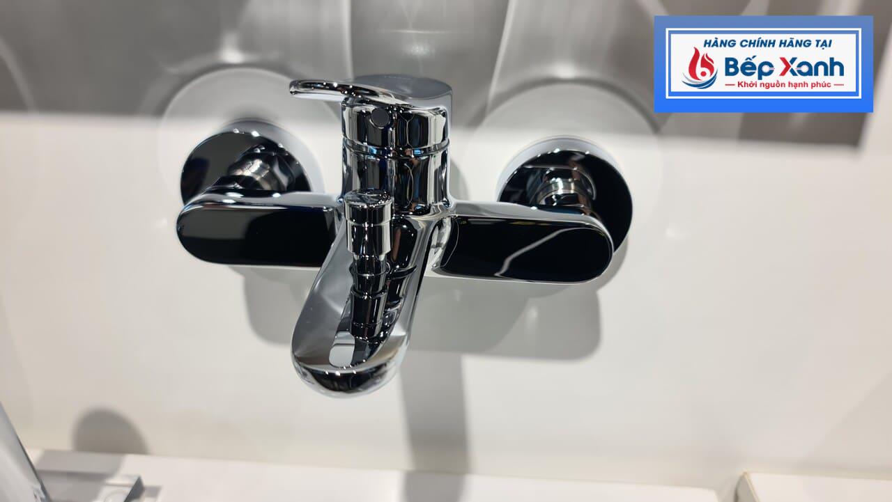 Chất liệu của sen tắm TBS04302V là đồng mạ Ni-Cr